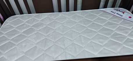 Khobar, Baby & Kid Stuff, SAR 600,  Baby Cot For Sale &ndash; Giggle Brand (Almost New, With Mattress)