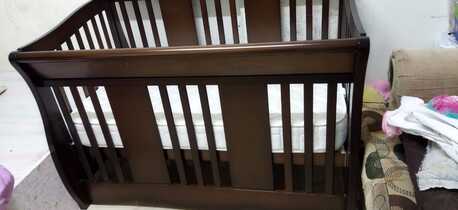 Khobar, Baby & Kid Stuff, SAR 600,  Baby Cot For Sale &ndash; Giggle Brand (Almost New, With Mattress)