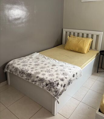 Al Malaz, Furniture, SAR 175,  Cot And Mattress For Sale Al Malaz