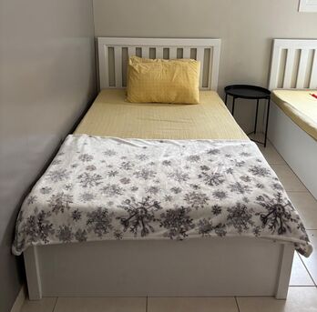 Al Malaz, Furniture, SAR 175,  Cot And Mattress For Sale Al Malaz
