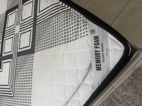 Al Faisaliyah, Household Items, SAR 500,  Mattress (190cm X 180 Cm) Pocket Spring, Memory Foam