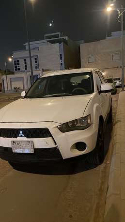 Al Batha, Vehicles, Cars & Trucks , SAR 21500,  Mitsubishi Outlander 4*4,  2012,  Automatic,  26 KM,  Mitsubishi Outlander Urgent Sale