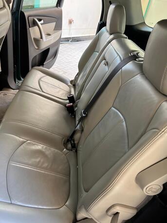 Juffair, Vehicles, Cars & Trucks , BHD 1425,  Gmc Acadia,  2010,  Automatic,  218000 KM,  Well Maintained   Top Variant (SLT)