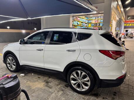 Makkah, Vehicles, Cars & Trucks , SAR 35000,  Hyundai Santa Fe,  2014,  Automatic,  400000 KM,  Santa Fe 6 Cylinder Full Option 7 Seater