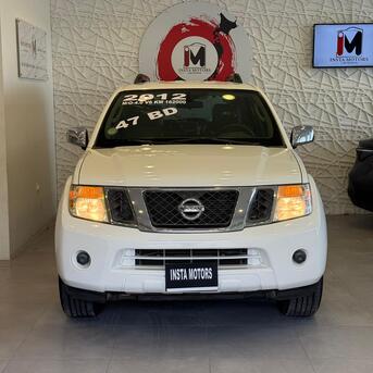 Paris, Vehicles, Cars & Trucks , BHD 2900, Nissan Pathfinder, 2012, Automatic, 162000 KM,