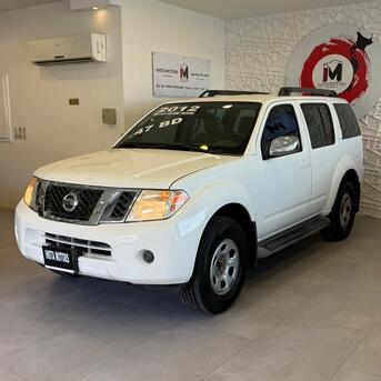Paris, Vehicles, Cars & Trucks , BHD 2900, Nissan Pathfinder, 2012, Automatic, 162000 KM,