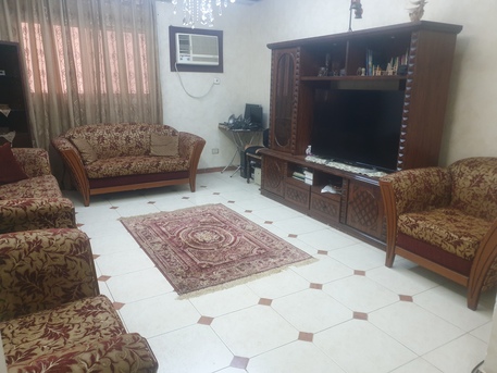 Al Naeem, Furniture, SAR 1900,  Living Room Good Condition