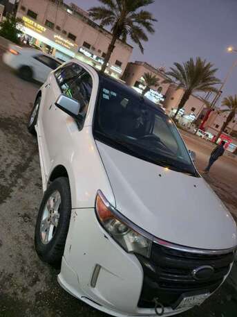 Umm Al Hamam, Vehicles, Cars & Trucks , SAR 28000,  Ford Edge,  2013,  Automatic,  350 KM,   Sports  White Color For Sale