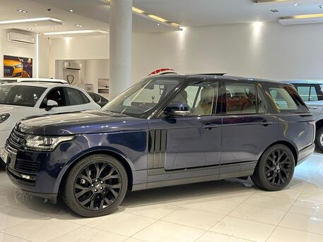 East Riffa, Vehicles, Cars & Trucks , BHD 8900,  Land Rover Range Rover,  2015,  Automatic,  171000 KM,  RANGE ROVER VOGUE HSE MODEL  FOR SALE