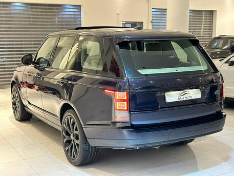 East Riffa, Vehicles, Cars & Trucks , BHD 8900,  Land Rover Range Rover,  2015,  Automatic,  171000 KM,  RANGE ROVER VOGUE HSE MODEL  FOR SALE