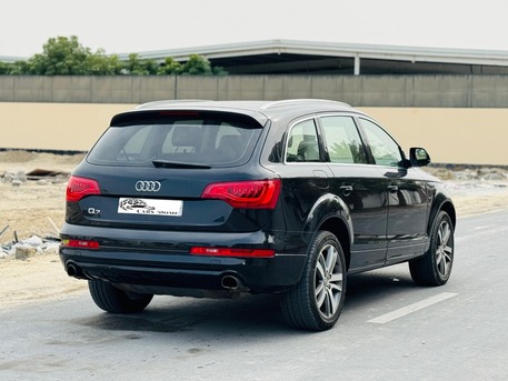Manama, Vehicles, Cars & Trucks , BHD 1,  Audi Q7,  2013,  172000 KM,  Full Option - 7 Seat