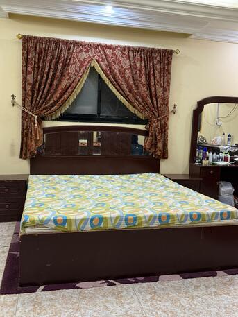 Jeddah, Household Items, SAR 390,  Throw Away Price - Full Bedroom Set With Massive Wardrobe - Urgent Exit Sale
