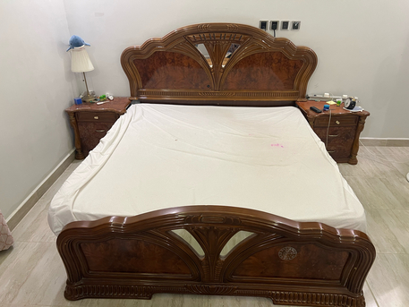 Jeddah, Furniture, SAR 700,  Complete Bedroom Set Double Bed With Mattress, Dressing Table And 6-Door Wardrobe