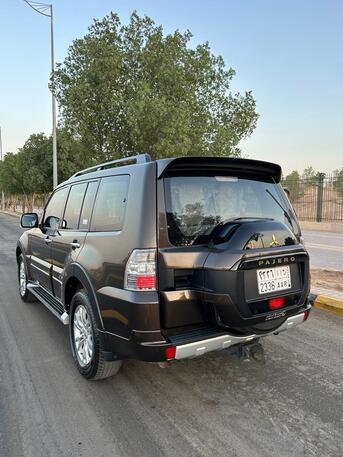 Riyadh, Vehicles, Cars & Trucks , SAR 97000,  MITSUBISHI PAJERO ;;;,  2022,  Automatic,  40000 KM,  GOLD EDITION FULL  OPTION 4X4??