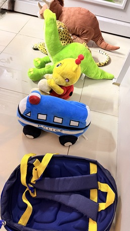 Manama, Toys & Games, BHD 6,  Minion Bag + All Soft Toys Excellent Condition