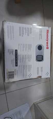 Yanbu, Household Items, SAR 360,  Honeywell Safes Locker-5101 Steel Security Safe With Hotel-Style Digital Lock