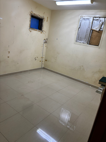 Jubail, Rooms for Rent, SAR 800/month,  Room Available For Rent In 2bhk .