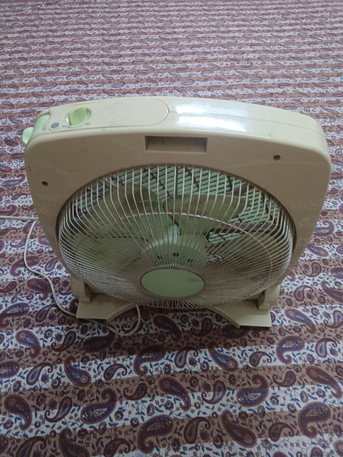 Jubail, Appliances, SAR 70,  Black & Decker Table Fan