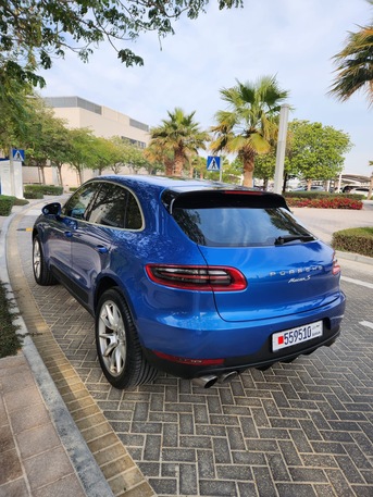Manama, Vehicles, Cars & Trucks , BHD 6200,  Porsche Macan S,  2016,  Automatic,  170000 KM,  For Sale  ,