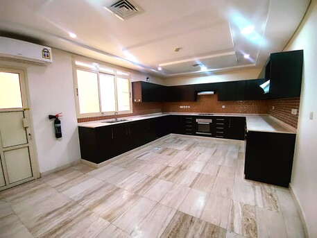 Tubli, Villas, BHD 990,  650 Sq. Meter,  Semi Furnished 5 BHK Luxury Garden Villa For Rent In Tubli BD.990/-