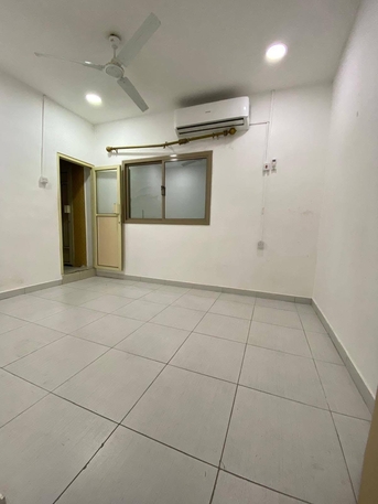 Ras Rumman, Apartments/Houses, BHD 125/year,  1 BR,  Studio For Rent In Ras Rumman استديو للايجار في راس رمان