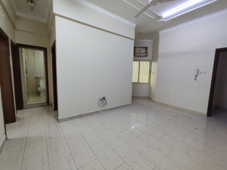 Manama, Apartments/Houses, BHD 210/year,  2 BR,  Um Al Hassam:- 2Bhk Unfurnished Flat On Rent With Ewa..