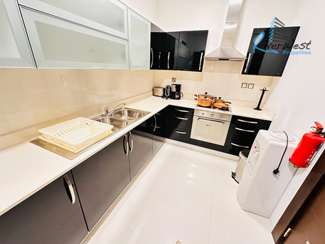 Manama, Apartments/Houses, BHD 400/month,  2 BR,  Stylish Apartment With Stunning City And Sea Views.