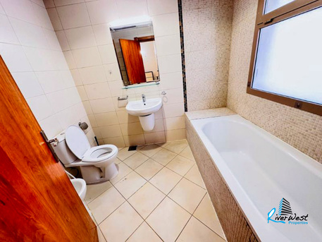 Sanabis, Apartments/Houses, BHD 430/month,  3 BR,  Spacious 3 Bedroom Flat Near LMRA Bldg And Dana Mall