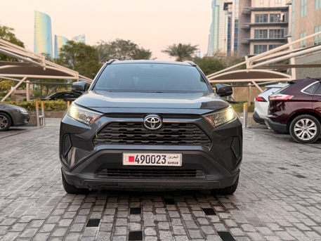Manama, Vehicles, Cars & Trucks , BHD 7750,  Toyota RAV4,  2021,  Automatic,  167000 KM,    FULLY DEALER MAINTAINED, CAREFULLY DRIVEN CAR FOR SALE