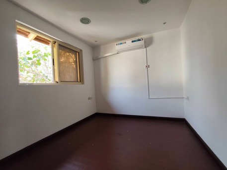 Adliya, Commercial Villas, BHD 400,  Adliya:- 3Bhk Duplex Commercial Villa On Rent.Bd 400/- Without Ewa.