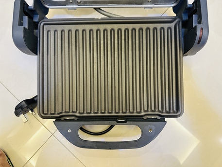 Jeddah, Appliances, SAR 150,  Philips Health Grill - Grey/Black