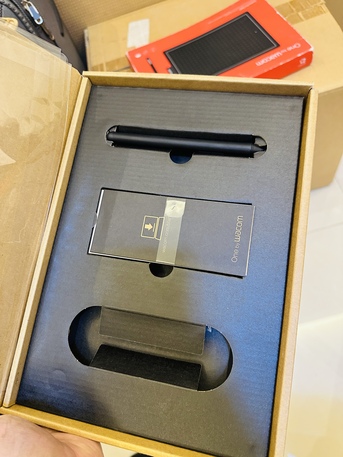 Jeddah, Computers, SAR 250,  Tablet For Drawing. WACOM CTL-672-N One By Medium EMEA-NORTH