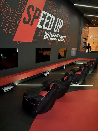 Sharjah, General, Sharjah Gaming Speed #Highspeed