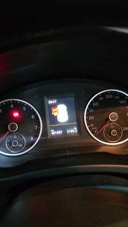 Jeddah, Vehicles, Cars & Trucks , SAR 36000,  Volkswagen Tiguan,  2015,  Automatic,  200000 KM,  Volks Wagen Tiguan