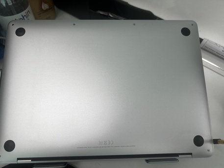 Riyadh, Computers, SAR 2500,  Apple MacBook Pro 13inch With Touch Bar