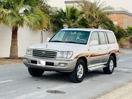 Hamala, Vehicles, Cars & Trucks , BHD 4500,  Toyota Land Cruiser,  2005,  Automatic,  390000 KM,