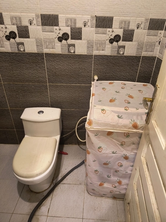 Jeddah, Apartments/Houses, SAR 600/month,  1 BR,  Single Furnished Room Available For Bachelors