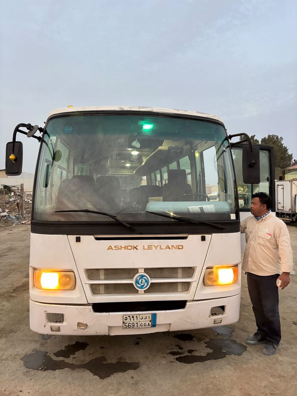 Jubail, Passenger Transport, 2010 Ashoka Leyland Bus 33 Seater Chill AC With Driver Or Without Driver
