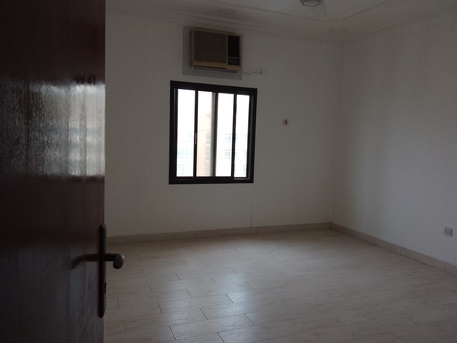 Hoora, Offices, BHD 250,  100 Sq. Meter,  3 Rooms Office For Rent In Hoora