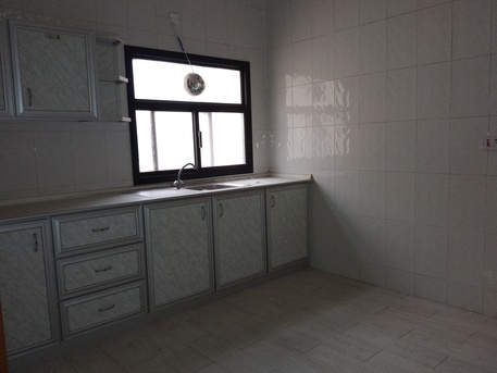 Hoora, Offices, BHD 250,  100 Sq. Meter,  3 Rooms Office For Rent In Hoora