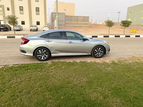 Riyadh, Vehicles, Cars & Trucks , SAR 45000,  Honda Civic,  2016,  Automatic,  279000 KM,    For Sale