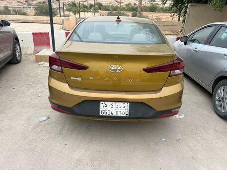 Riyadh, Vehicles, Cars & Trucks , SAR 32000,  Hyundai Elentra,  2019,  Automatic,  245000 KM,   - Golden, Cruise Control, Sports Function