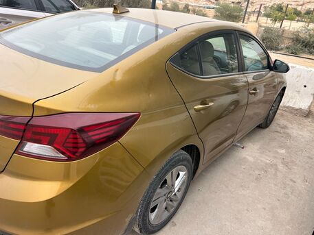 Riyadh, Vehicles, Cars & Trucks , SAR 32000,  Hyundai Elentra,  2019,  Automatic,  245000 KM,   - Golden, Cruise Control, Sports Function