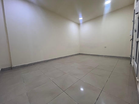 Segaya, Apartments/Houses, BHD 140/year,  1 BR,  EXCELLENT STUDIO SEMI FURNISHD WITH UNLIMITED EWA LOCATED NEAR MEGAMART SEGAYA