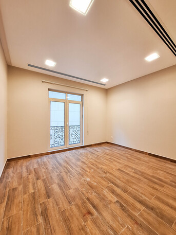Manama, Apartments/Houses, BHD 275/month,  2 BR,  For Rent A New Semi Furnished Flat In Burhama Area