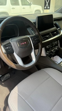 Jeddah, Vehicles, Cars & Trucks , SAR 230000,  GMC YUKON SLE,  2023,  Automatic,  59000 KM,   BLACK EDITION