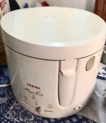 Makkah, Appliances, SAR 125,  Tefal Maxi-Fry Deep Fryer
