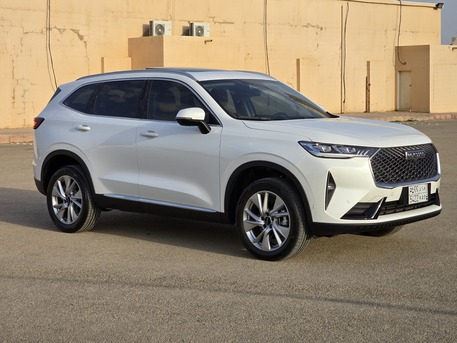 Riyadh, Vehicles, Cars & Trucks , SAR 68000,  Great Wall Haval H6 2025,  2025,  Automatic,  6000 KM,   Haval H6 Full Option Same New