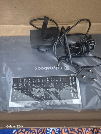 Riyadh, Computers, SAR 1400,  Toshiba Dynabook Tetra - I7 11th - 16gb Ram - 512gb Ssd