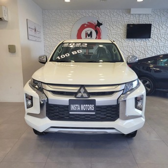 Paris, Vehicles, Cars & Trucks , BHD 6000,  Mitsubishi L 200,  2023,  Manual,  27000 KM,   Pickup